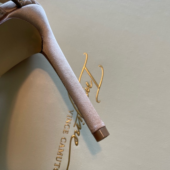 Like New! Imagine by Vince Camuto Blush Crystal Heels - Picture 5 of 9